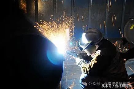 焊接图片高清 的图像结果